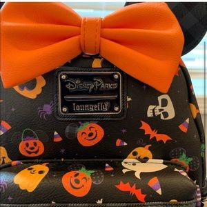Worn once. Looks brand new!!! Black Disney bag. Beautiful!!